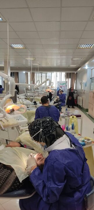 ارائه خدمات دندانپزشکی به بسیجیان در کلینیک معراج کردستان