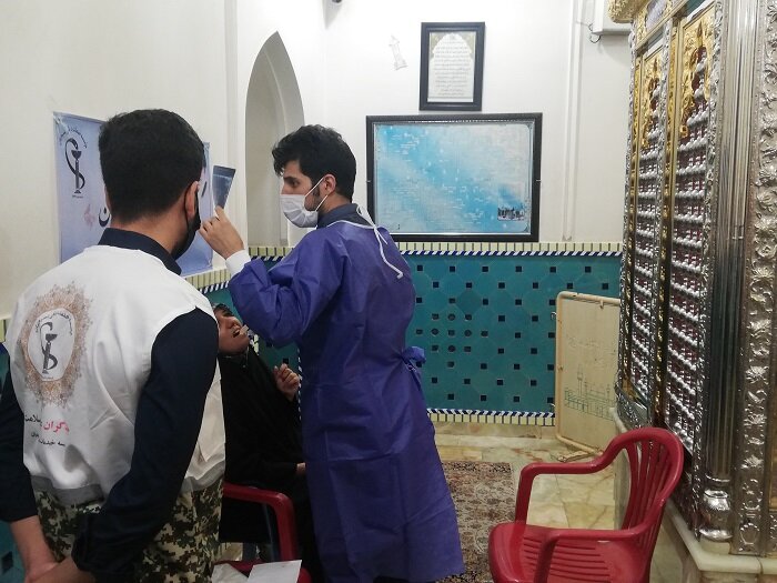 ارائه خدمات دندانپزشکی به مناطق محروم شهرستان قم