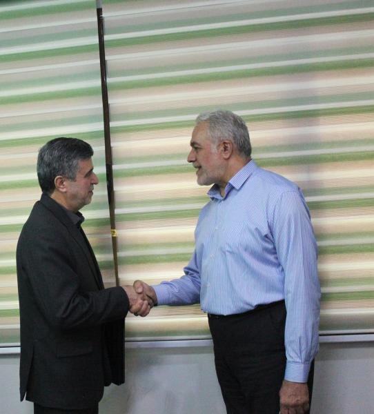 تقدیر از دکتر مشعل چی