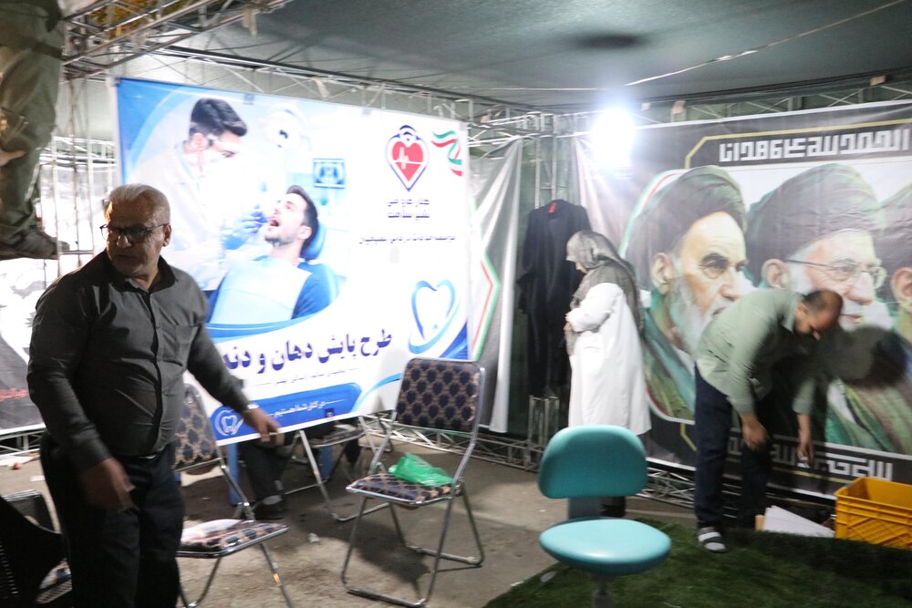 تداوم طرح جهادی سلامت دهان و دندان مؤسسه بسیجیان در میدان خراسان تهران