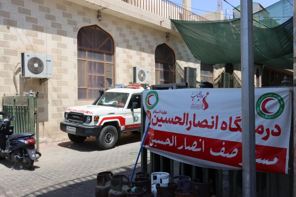 خدمت‌رسانی شبانه‌روزی تیم پزشکی سرپرستی خراسان رضوی در موکب درمانی انصارالحسین (ع) در کربلا؛ ۱۵ روز ایثار در مسیر اربعین